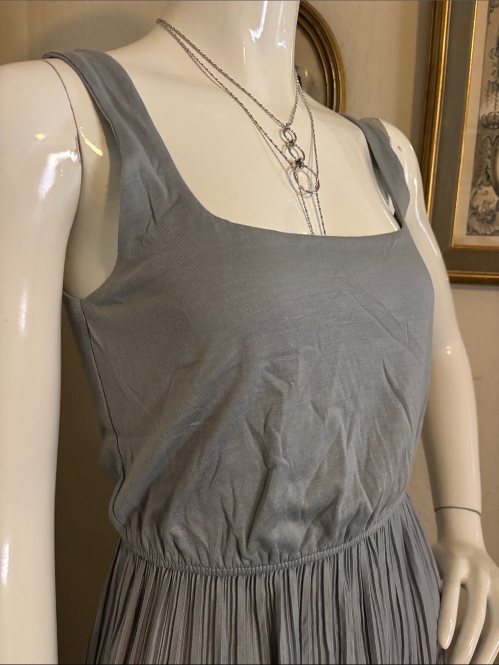 OAK + FORT Sleeveless Square-Neck Light Gray Midi Dress - Picture 2 of 11